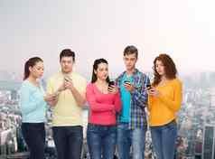 集团青少年智能手机