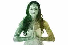 复合图像漂亮的浅黑肤色的女人瑜伽