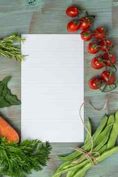 白色纸蔬菜