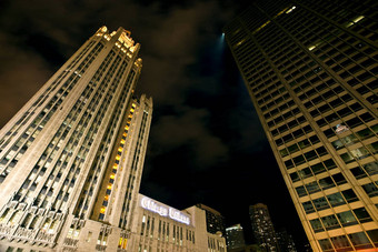 芝加哥市中心城市晚上摄影<strong>箭牌</strong>广场