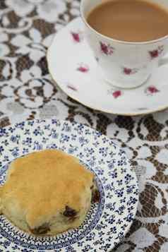 英语下午茶古董茶杯飞碟烤饼