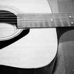 生活部分吉他黑色的白色颜色语气风格