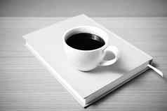 咖啡杯橙色书黑色的白色颜色语气风格