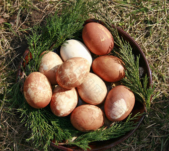 传统上画复活节鸡蛋