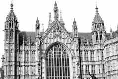 伦敦历史议会玻璃窗口结构
