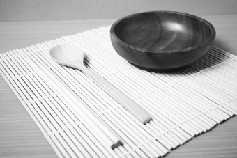 空碗<strong>筷子</strong>黑色的白色颜色语气风格