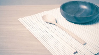 木勺子碗筷子古董风格