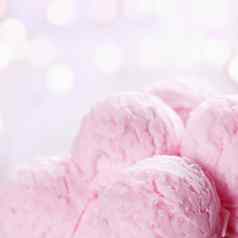 粉红色的冰奶油