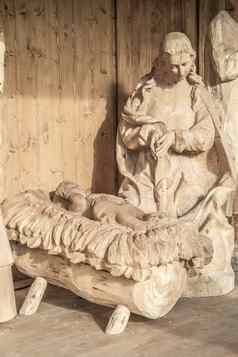 麦当娜婴儿耶稣木婴儿床博尔扎诺意大利