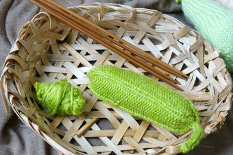 手工制作的针织蔬菜