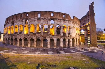 罗马圆形大剧场晚上罗马意大利