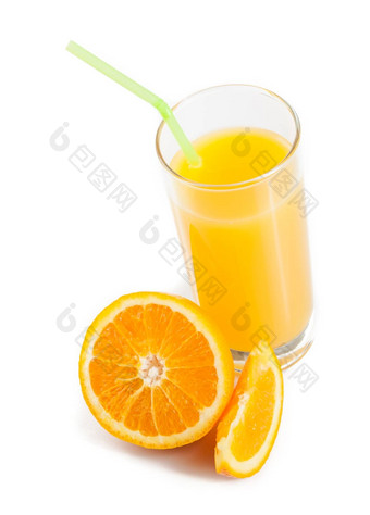 前视图完整的玻璃橙色汁稻草一半橙色