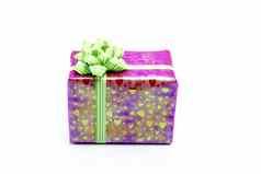 粉红色的礼物盒子绿色丝带弓
