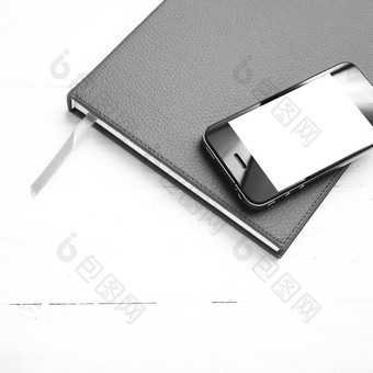 手机笔记本黑色的白色语气颜色风格
