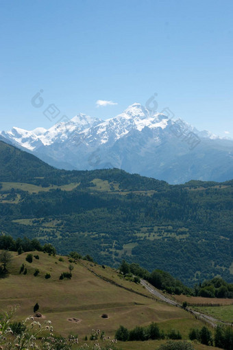 徒步旅行山