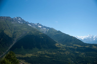 徒步旅行山