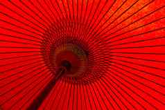 红色的东方纸伞