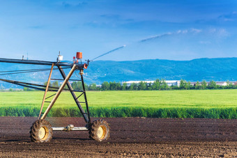 自动化农业灌溉洒水装置系统操作