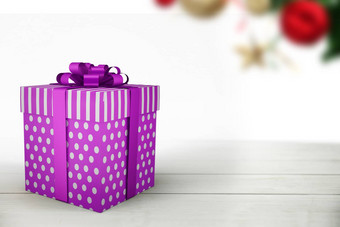紫色的圣诞节礼物丝带