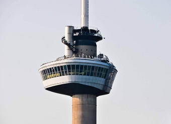 放大视图欧洲桅杆塔具有里程碑意义的鹿特丹荷兰