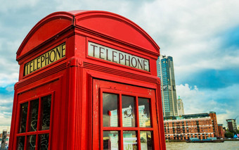 伦敦红色的电话盒子