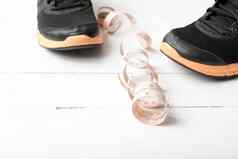 运行鞋子测量磁带