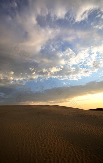 沙子沙丘伟大的沙子山风景优美的萨斯喀彻温省