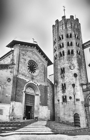 中世纪的教堂安德里亚奥维多意大利