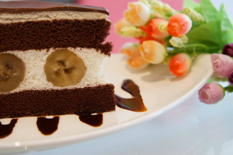 美味的香蕉巧克力蛋糕美丽的背景