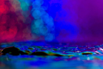 色彩斑斓的有创意的水下降创作