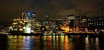 悉尼晚上