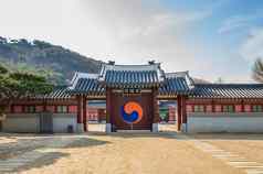 华城堡垒水著名的韩国