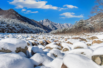 拉克山山覆盖雪冬天南韩国