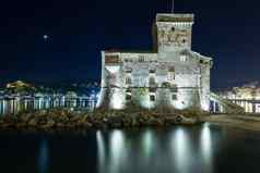 夜景城堡海