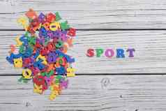 色彩斑斓的单词体育运动使色彩斑斓的信白色木董事会