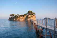 桥浮雕岛日落扎金索斯岛希腊
