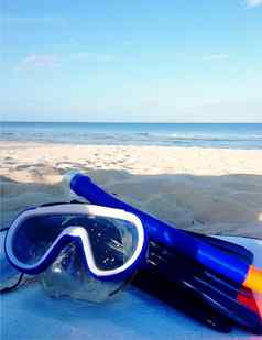 潜水护目镜通气管沙子海滩