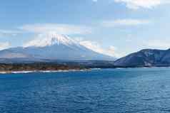 山富士湖本栖