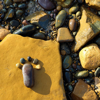 脚卵石石头艺术海边