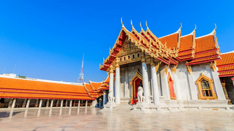 传统的<strong>泰国</strong>风格粉刷Amp龙木雕刻鼓膜<strong>泰国</strong>屋顶<strong>寺庙</strong>