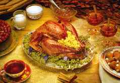 传统的感恩节火鸡晚餐