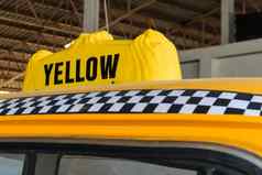 黄色的出租车出租车颜色细节头灯出租车检查程序