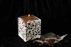 装饰手工制作的蜡烛咖啡豆子