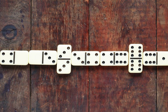 Domino游戏木