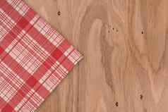 网纹桌布木表格