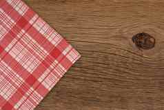 网纹桌布木表格