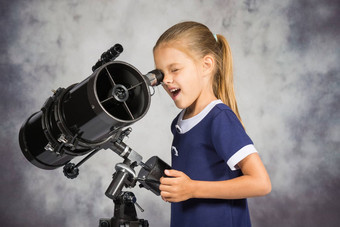 七年女孩星星望远镜