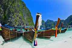 长篇大论船海滩甲米泰国