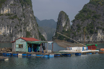 下龙湾越南1月视图长湾浮子