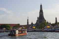 曼谷泰国7月什么阿伦寺庙渡船爱人